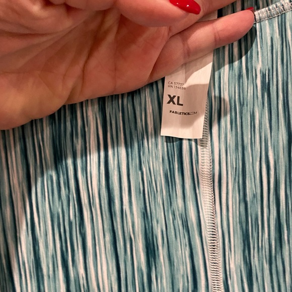 Fabletics leggings - Picture 2 of 2